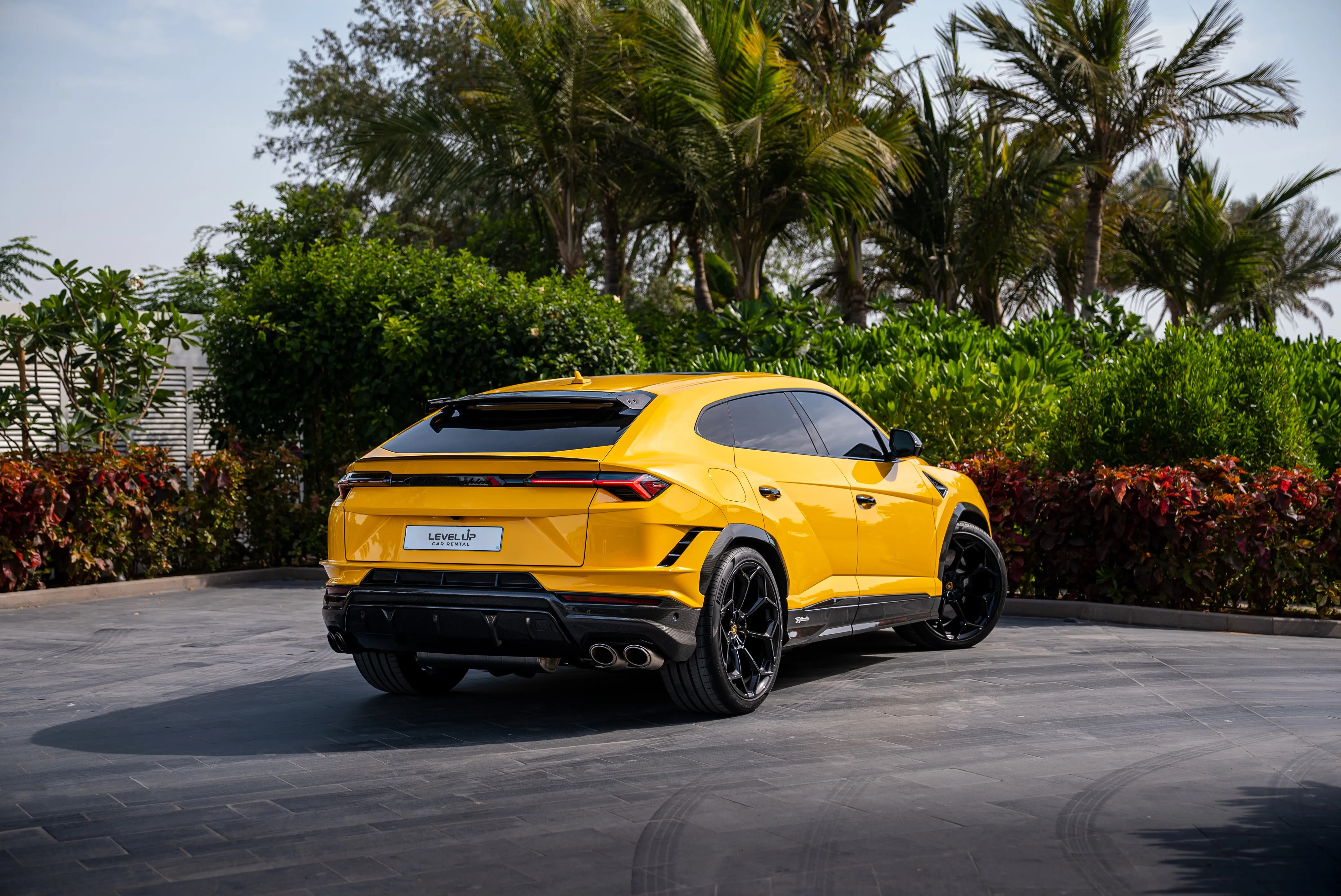 Rent Lamborghini Urus in Dubai ()
