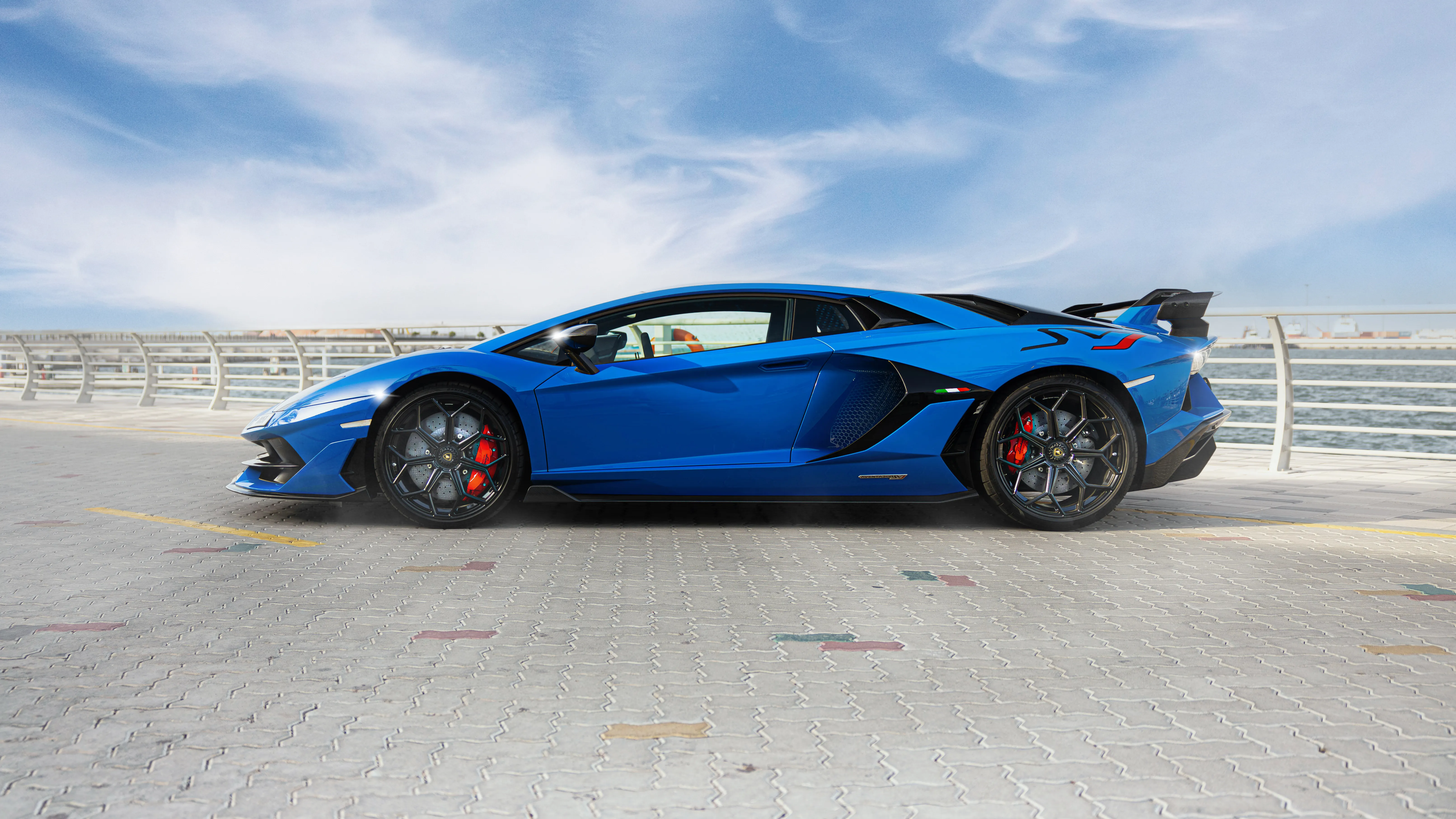 Rent Lamborghini Aventador in Dubai