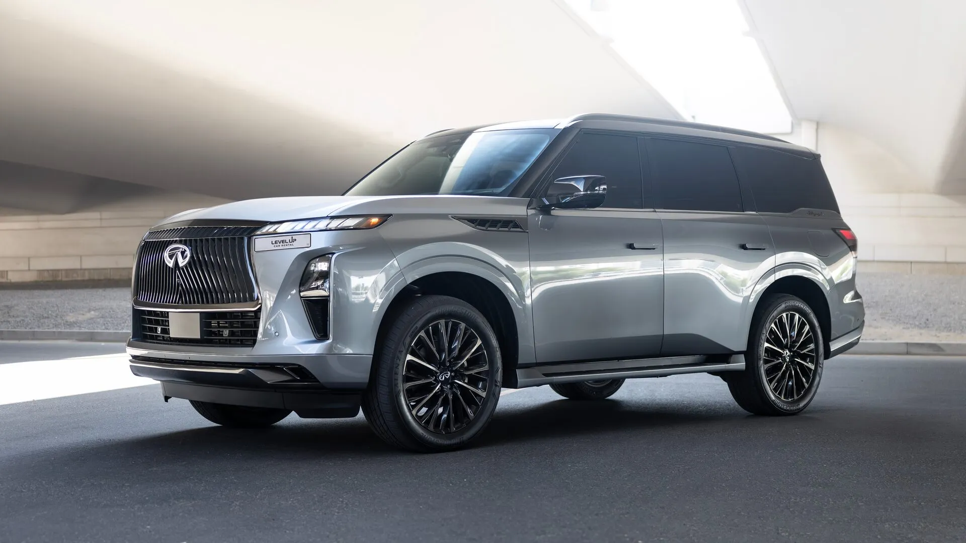 Infinity  QX80