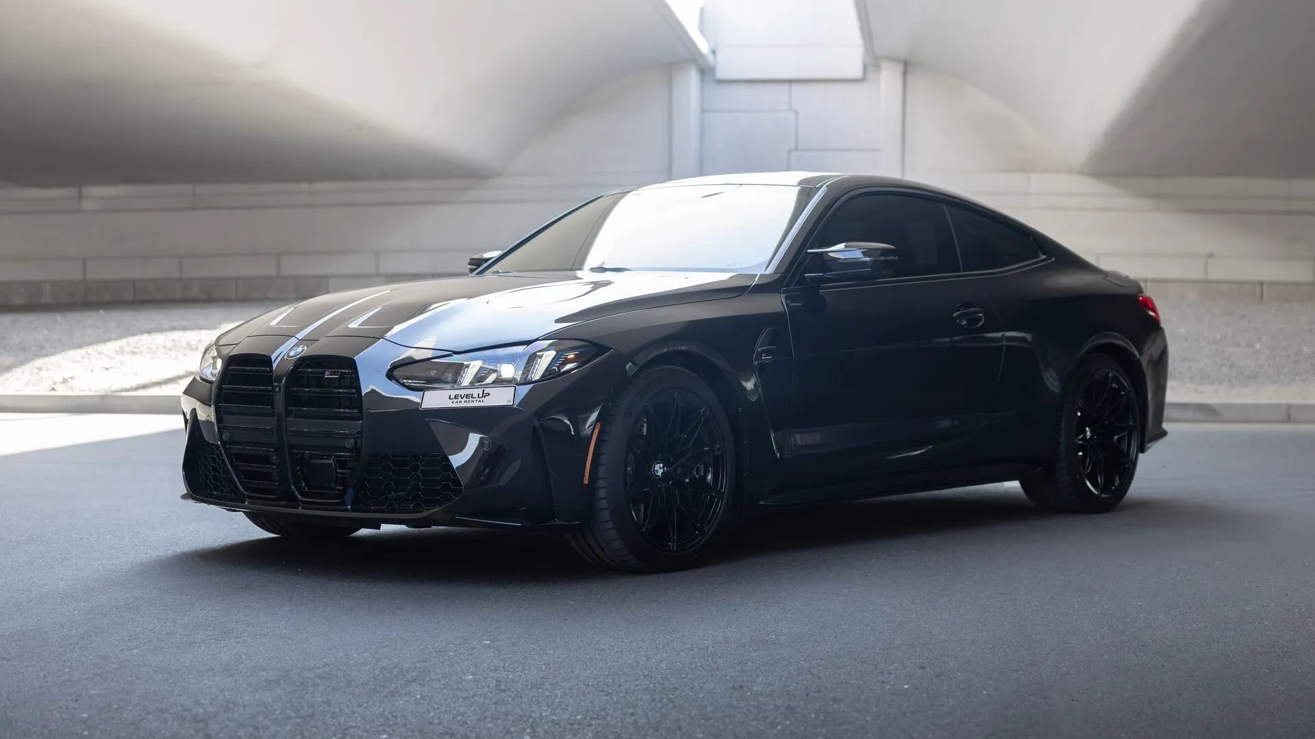 BMW  M4