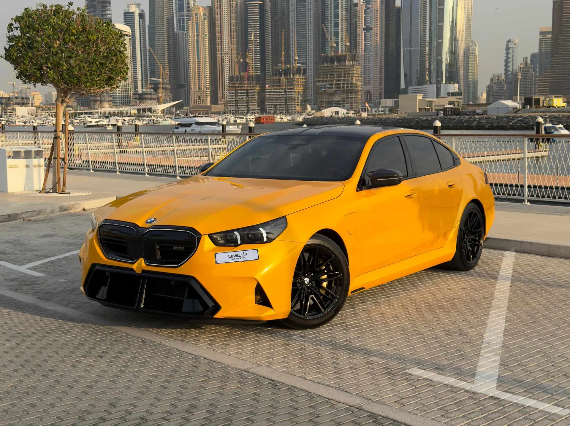 BMW M5 G90
