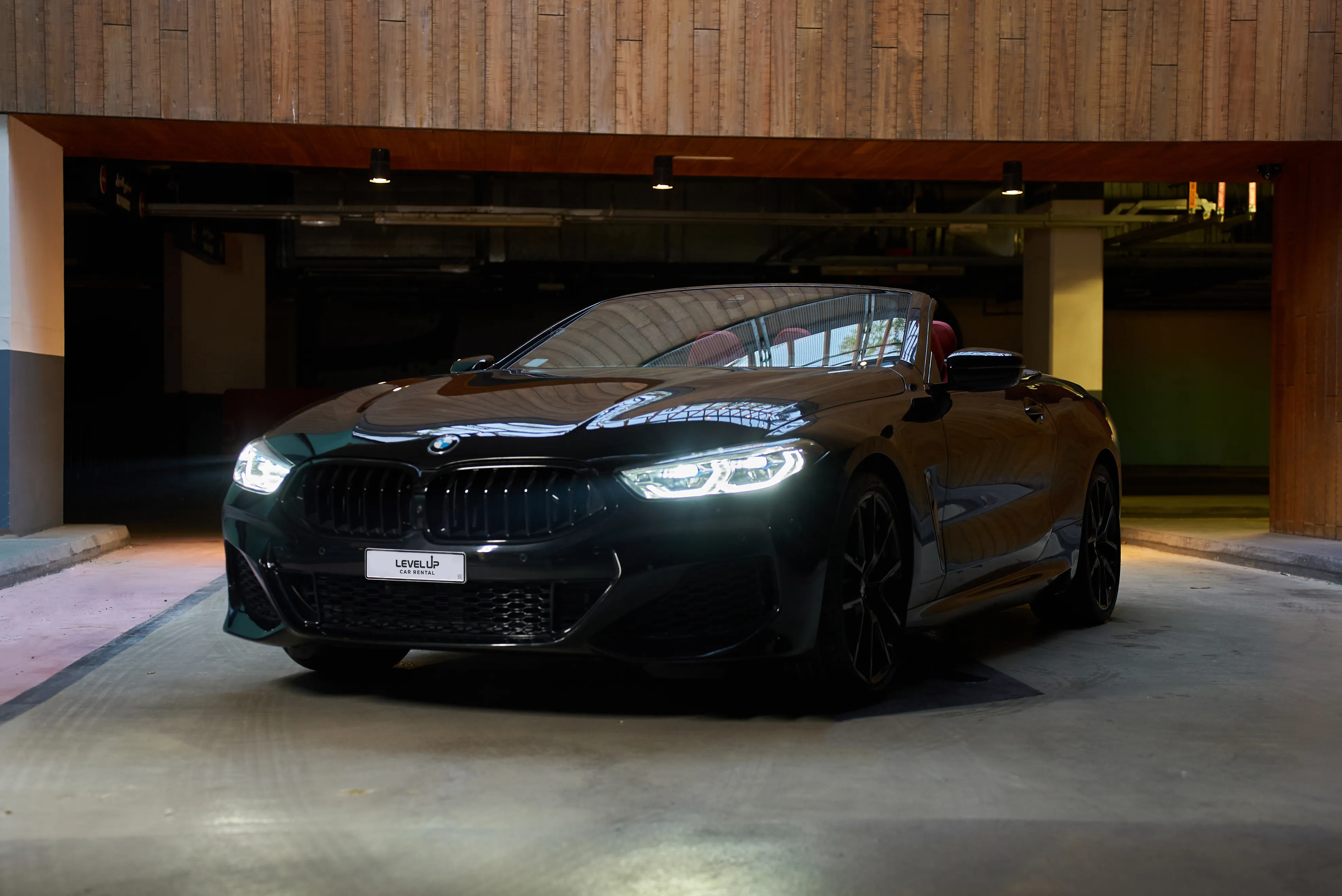 luxury car in dubai