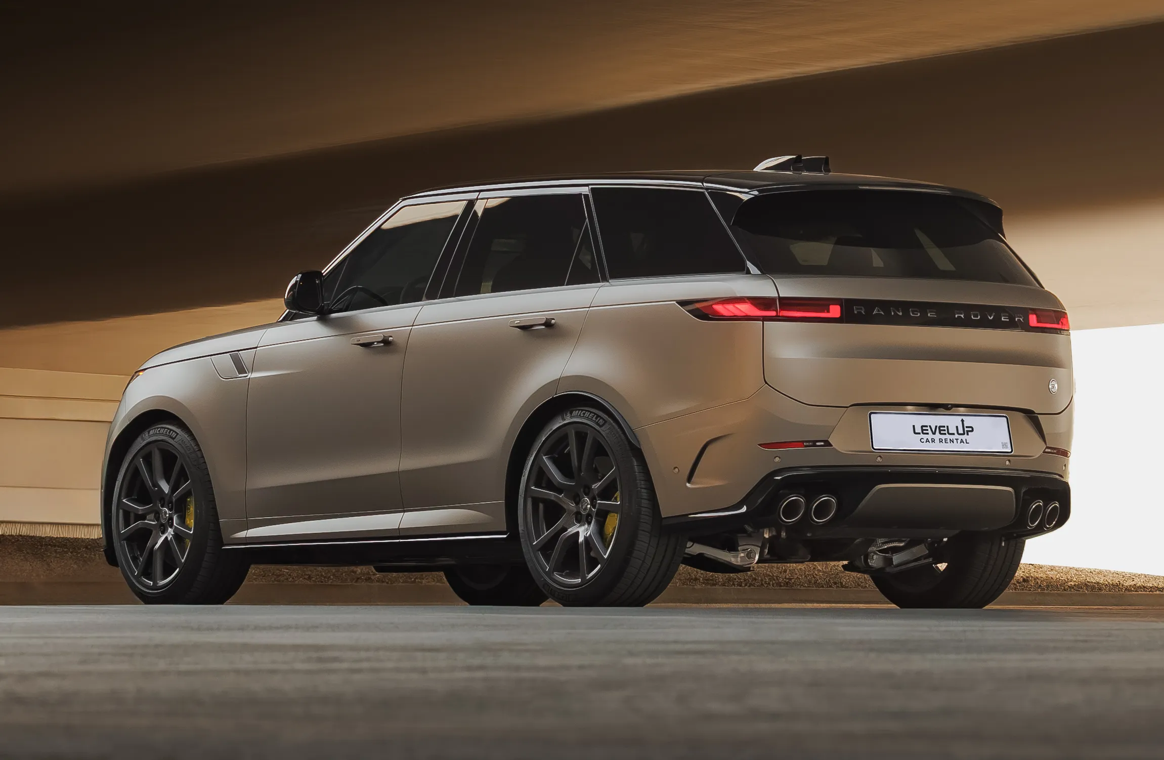 luxury car rental deals dubai