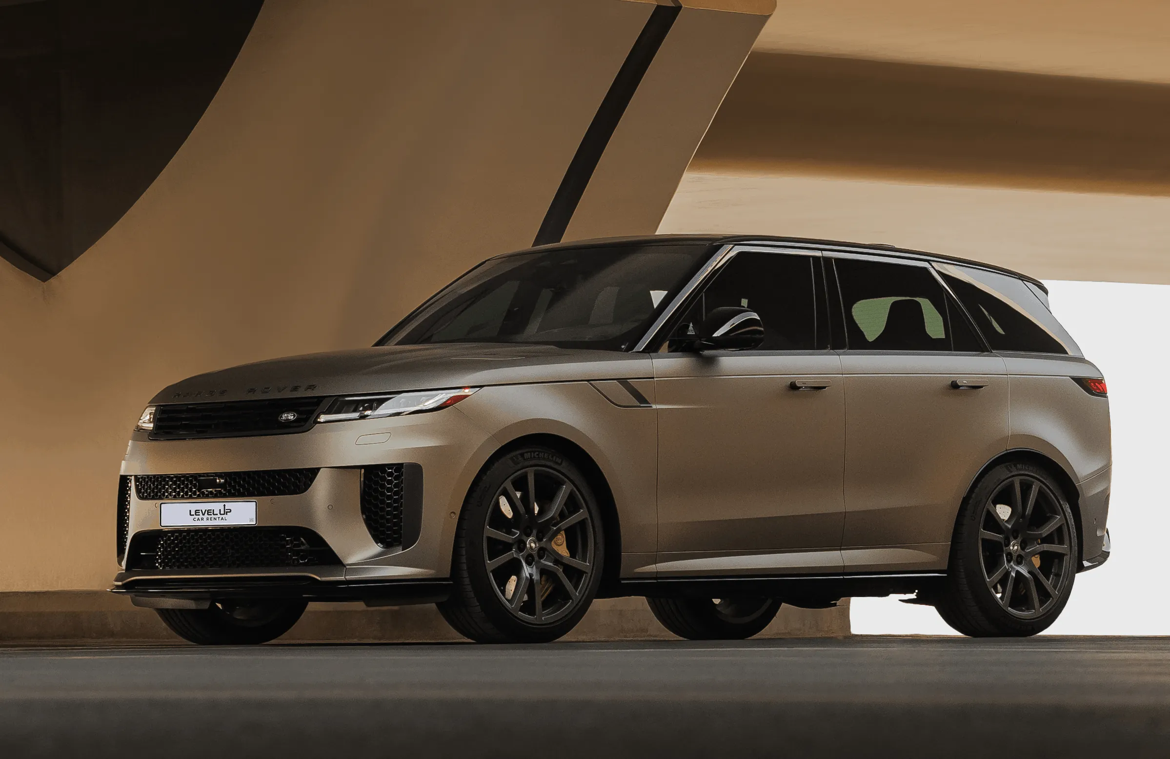 luxury car rental offer Dubai