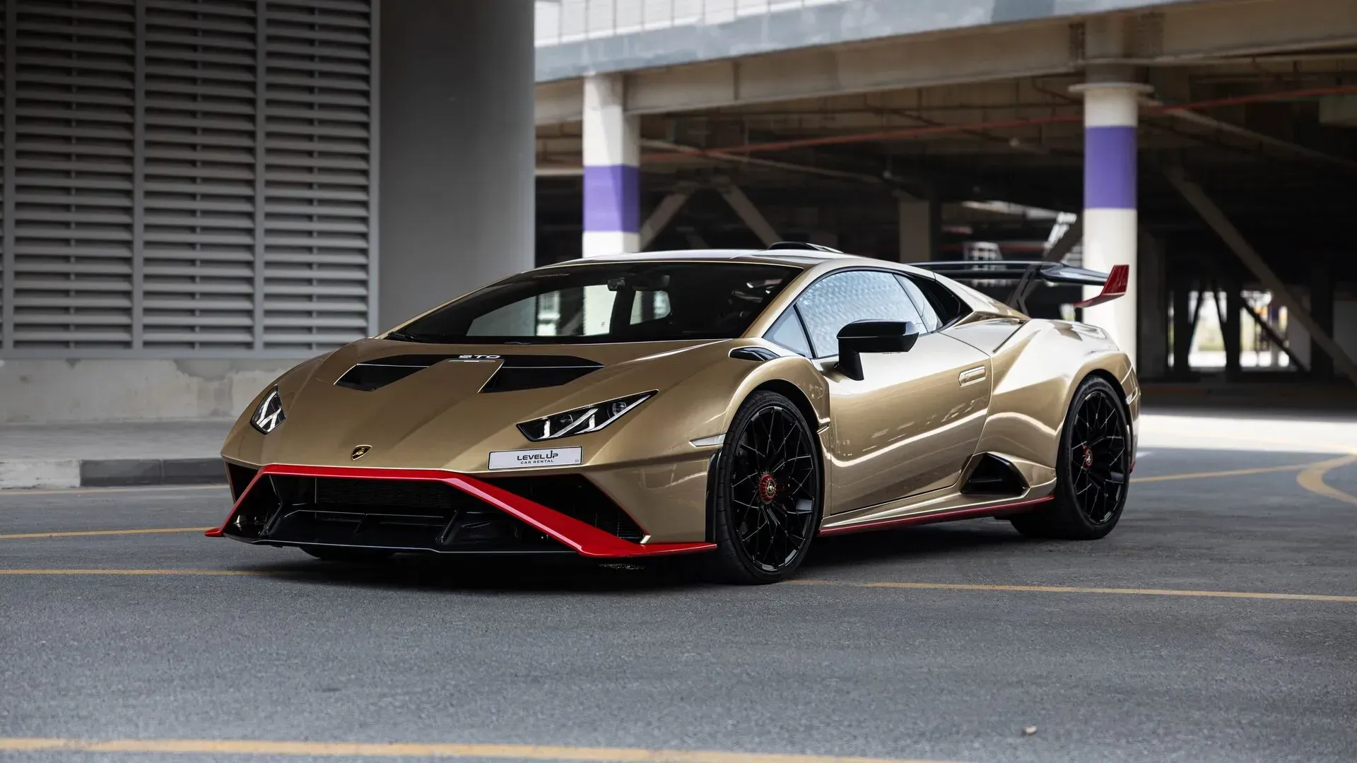 long term luxury car rental Dubai