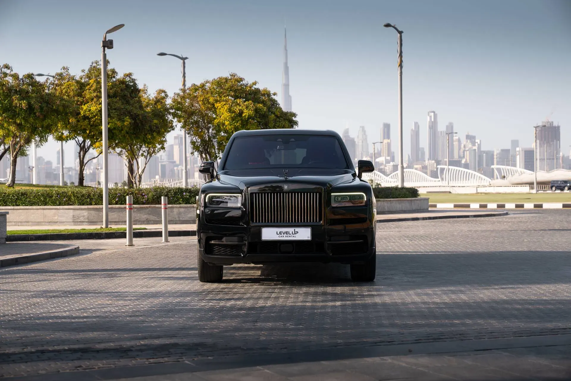 Rent Rolls Royce Cullinan dubai