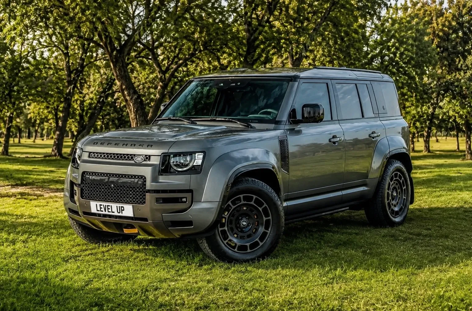 Land Rover Defender OCTA