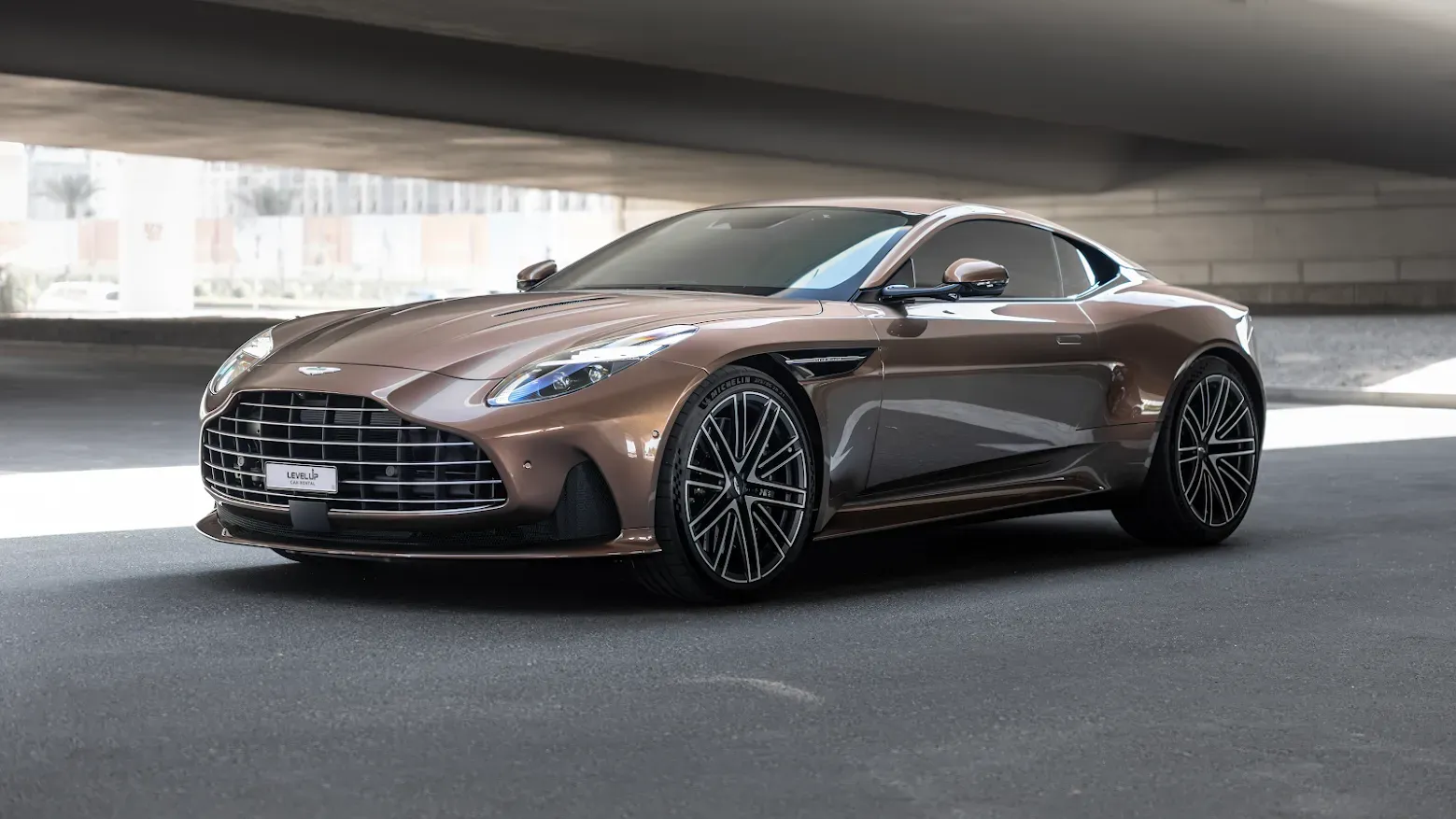 rent Aston martin DB dubai