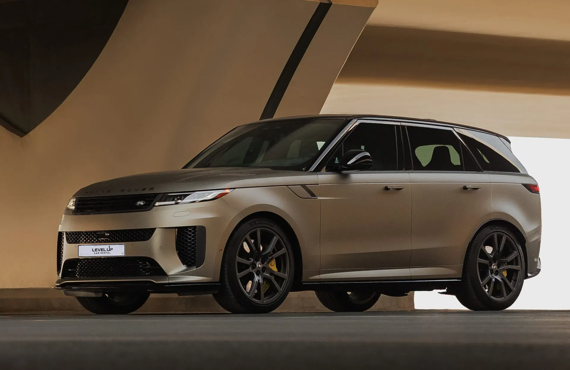 Rent Range Rover SV in dubai